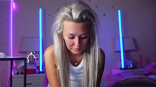 Alicia007