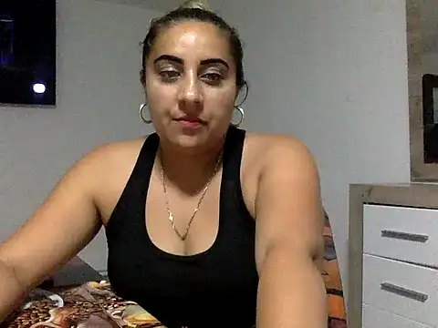 Antoniasweety - play yhit my pusyyy