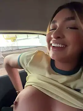 Jenn_fit - ELI'S ASS BOUNCE IN THE 🚗