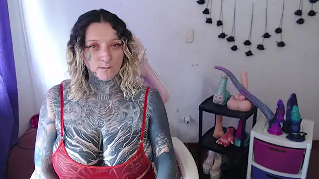 SLOPPYTITSS - pumped, squirt, big toys pussy