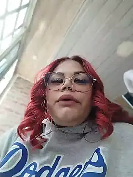 IamAlana_ - To stay naked