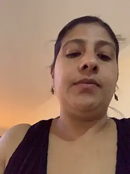 Antonella_SW1 - Ice on my boobs 🧊