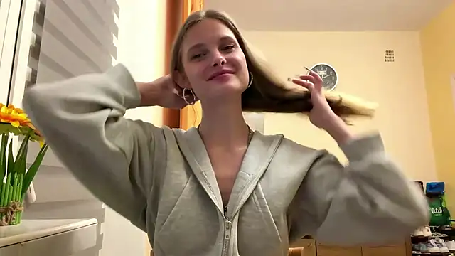 SilkPoutXvx - Massage my boobs for first time💕