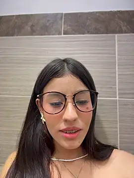 Alejandra_ospina - PANTY OFF+DOMI INSIDE IN PUSSY IN ZARA