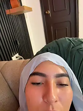 Malika_Noor - blowjob sloppy deepthroat