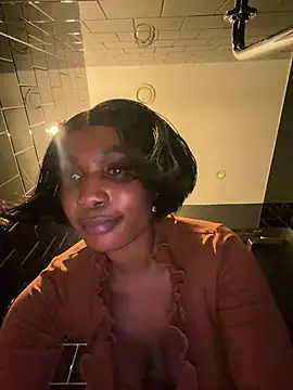 ___Nessa - Open bathroom door&squirt public