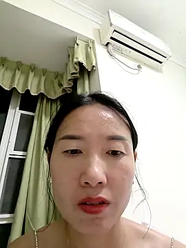 Xiaoxiao_88 - 新人主播，众筹给小小买小粉