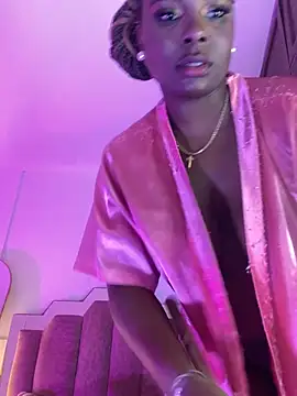 LoveQueen2 - fingering pussy faster