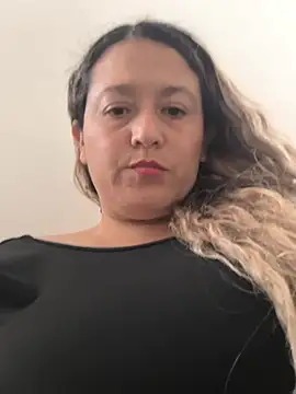 Mooncurves - Four fingers in the pussy