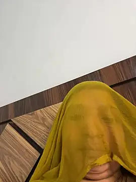 Miss_kanika76 - Pussy oil show