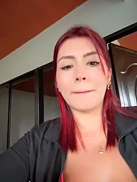 LINDA_PATTY94 - Pussy dildo Squirt on construction site