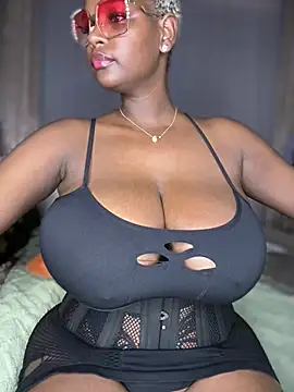 ScarletMuseX - Dildo fuck upclose
