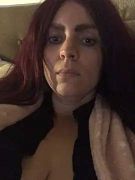 JessicaLove1 - Magic wand on clit and cumming