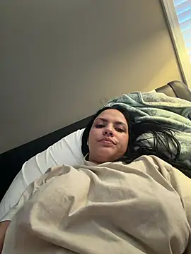 Naughty_Bianca - Ride dildo 5min 🔥