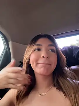 Jenn_fit - TITS OUT OF THE WINDOW✨