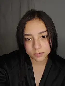 EmilyRoy77 - Show pussy