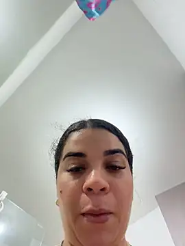 Siri_Luxx - Sloppy BlowJob