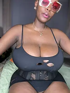 ScarletMuseX - Dildo fuck upclose