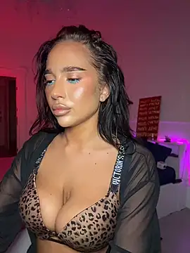 CardiSweetBaby - ANAL RIDE DICK IN SHOWER