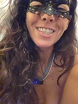EmySkinny85