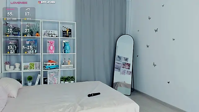 Emilyrighter1 - Toples
