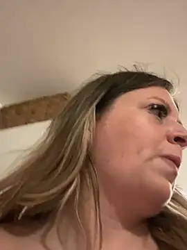 Poppyshaw_ - Spit on boobies ❤️