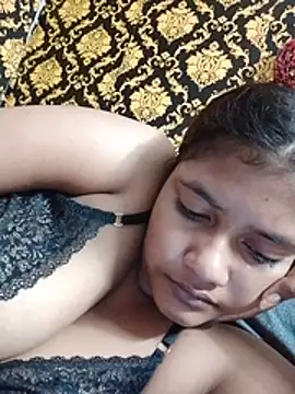 Hot_desi_bb2 - Full nude face pussy