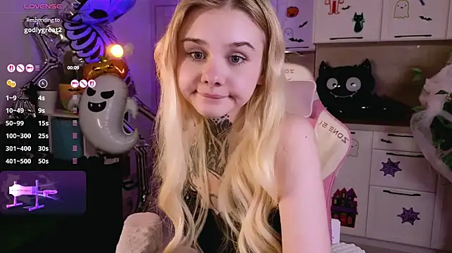 Britney_Lynch - doggy+show ass in panties