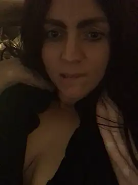 JessicaLove1 - Magic wand on clit and cumming