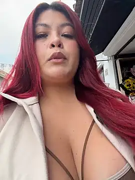 Lia-Moon77 - I whip my tits with tweezers
