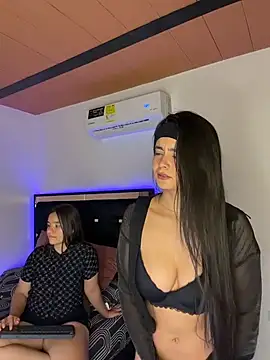 Zow_ - 🎀 FENCH KISS + SUCK BOOBS 🎀