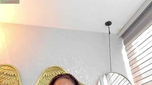 EmmaFerrary - big squirt