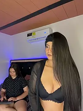 Zow_ - 🎀 FENCH KISS + SUCK BOOBS 🎀