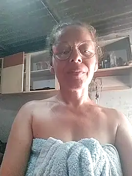 Britany_G - Agua por mi vagina