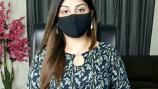 Hot-Shivangi - nude dance