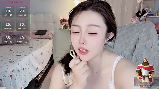 Youzi_666 - 妹妹吃黄瓜(特写）