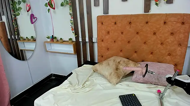 EvansHills - spank ass hardand ctrl lush in doggy