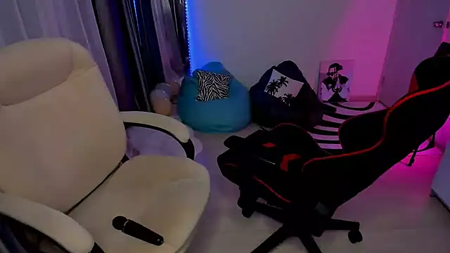 VibeRoxy - masturbation with lube🤤💦