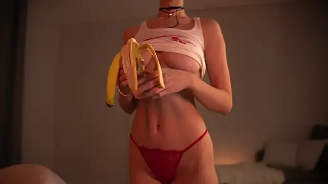 Hereandnows_ - change outfit