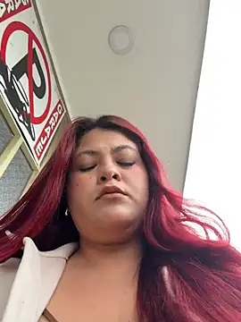 Lia-Moon77 - I whip my tits with tweezers
