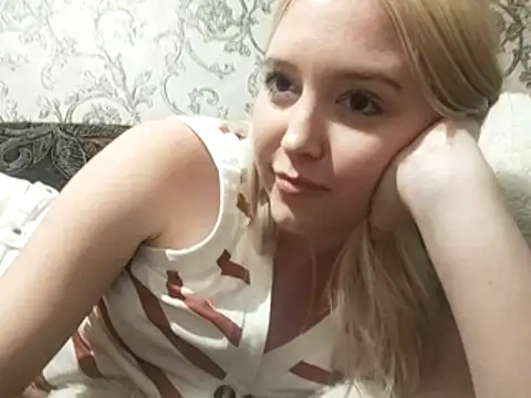 Yagami_Missa - Soft touch my boobs close up