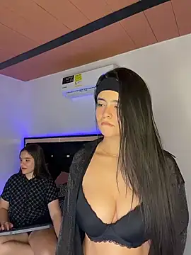 Zow_ - 🎀 FENCH KISS + SUCK BOOBS 🎀