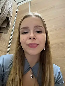 Liza_risky - Hard nipples pinching for pleasure🥵