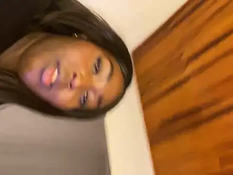 Emilyrojas - Now let's put that thing together