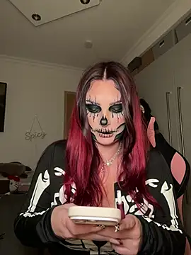 OliviaaFischer - Show boobs 10 min +3 Videos