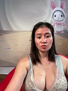 Miuxynh - I earn money to buy land .