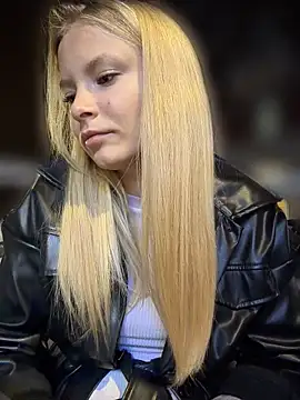 AnastasiaAniess - :heart: WELCOME BACK ANNIE :gift: