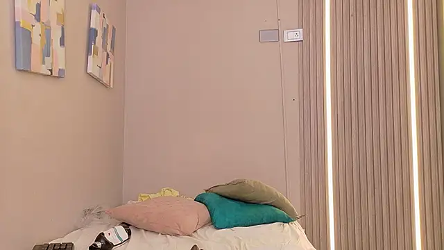 Meli_peach1 - Pussy close up