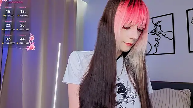 TristaRoht - closer look at my nipples and lick them