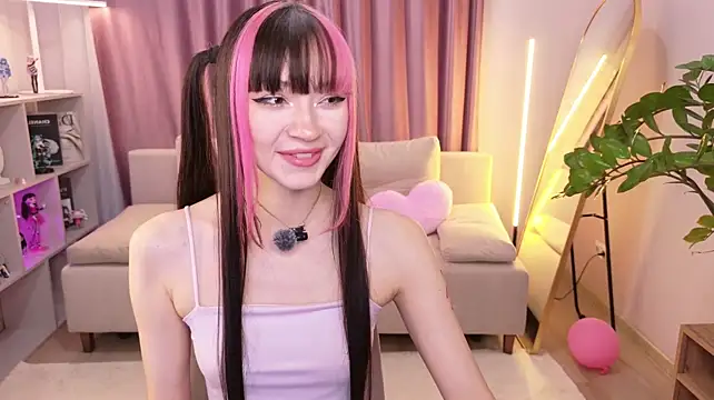 MiiyaYummy - Small ass shake 🍑✨